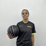 Catia Nicolau, joueuse et arbitre de basket